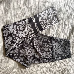 Onzie Hot Yoga Legging